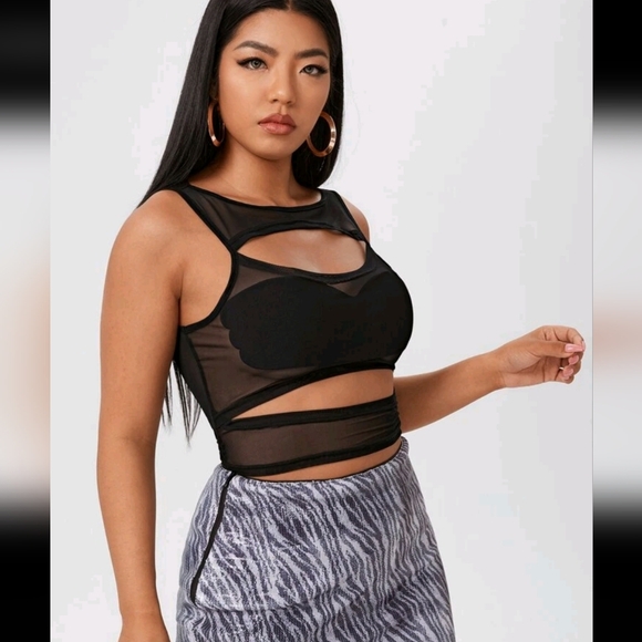 SHEIN Plus Cut Out Crop Sheer Mesh Top - Black, Size 1XL - Picture 3 of 5